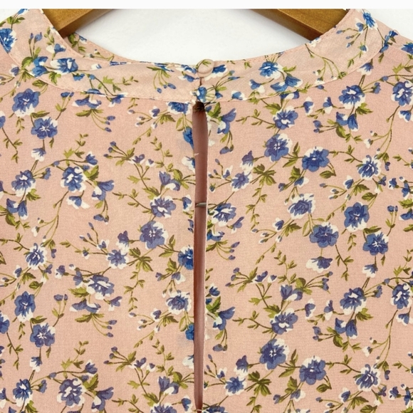 Emory Park Pink Floral Bell Sleeve Top - Picture 6 of 10